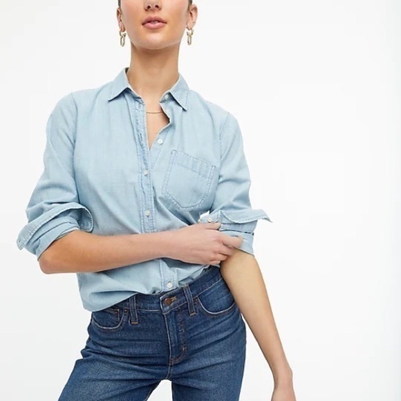 J. Crew Mercantile • Chambray Signature Fit Blouse - Picture 2 of 9